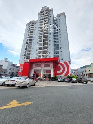 cho thuê căn hộ chung cư phú thạnh, nguyễn sơn, tân phú. 82m2 2pn ntcb, giá 8tr500 lh: 