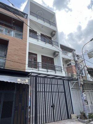 bán nhà 4 tầng mặt tiền nguyễn lộ trạch cách biển 900m 4pn 5wc giá 8,8 tỷ