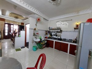 cách sân bay 3 phút - hẻm ô tô ngủ nhà - 5 x 15.5 - 4 tầng - nhà đúc kiên cố - 8.1 tỷ còn tl