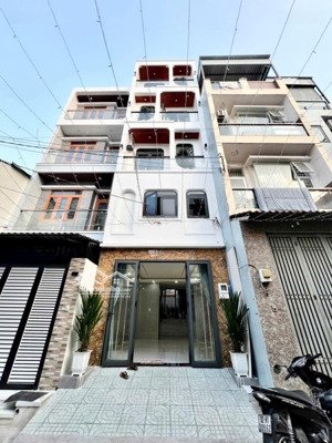 nhà bình tân giá bình chánh 5 tầng có thang máy gần 70m2 ngay chợ gò xoài 5pn, full nt hxt 8tỷ hơn