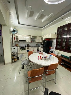 bán biệt thự mini tại lê hồng phong .