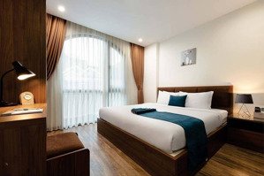 nhà phân lô quân đội cầu giấy. ô tô vào nhà. 7 tầng thang máy. dòng tiền ~170tr/ tháng