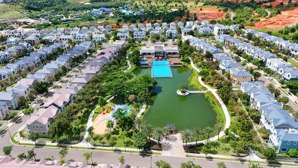 cắt lỗ biệt thự 200m chính diện clubhouse đầy đủ nội thất giá chỉ 6.6 tỷ bao thuế phí