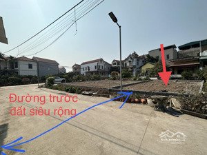 bán 111m2 chỉ 16m ra mặt đường đông tây, 100m ra đường di sản và aluviacity, đường 3 ô tô tránh
