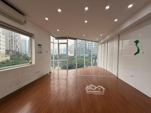 cho thuê văn phòng trần duy hưng 100m2 chỉ 9 triệu/tháng
