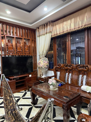 bán nhà quận 8 , đào cam mộc, ngang lớn 8m nở hậu 8,7m 8phòng cho thuê 28tr/ tháng nhà mặt tiền