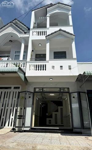 bán căn nhà 1 trệt 2 lầu khu dân cư đại học y dược, giá bán 5 tỷ 490 triệu