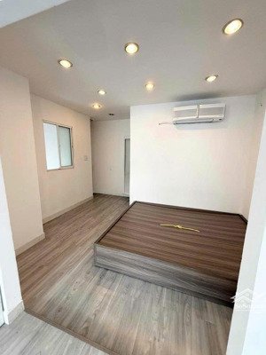 cho thuê nhà mặt tiền lạc long quân, p.1, q.11 giá 21.5tr