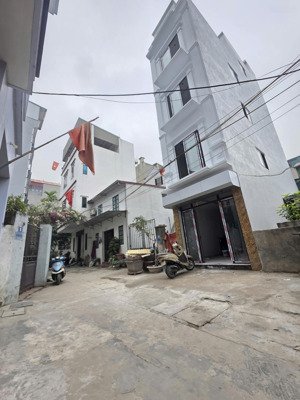 tả thanh oai,cầu tó,65m 4 tầng,5.4 tỷ sổ riêng bao check