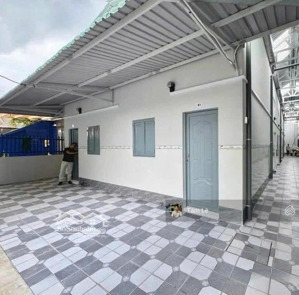 chính chủ cần bán gấp dãy trọ 6p gần kcn thành thành công 235m2 giá 700 triệu thương lượng.shr.