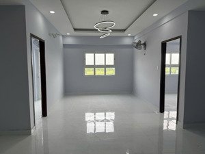 căn góc 2pn 2wc diện tích 89m2, view 3 mặt tiền sông, block b, nhận nhà làm sổ hồng ngay giá 3,1 tỷ