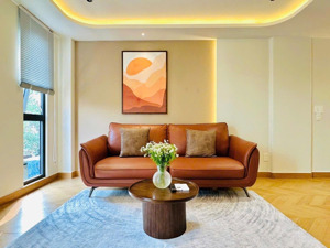 chính chủ gửi bán 2 căn nhà đẹp hẻm xe oto phường bình trưng tâyq2 cũ