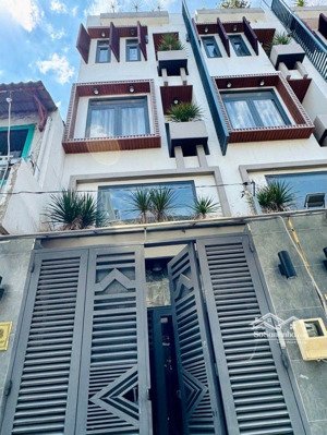 hẻm xe hơi 7 chỗ thông - 5 tầng btct - sát mặt tiền - full nội thât - mới đẹp - 6tỷ tl