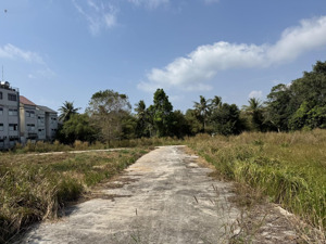 bán đất cửa lấp, phú quốc, sát đường trần hưng đạo, quá đẹp xây khách sạn, 392m2 chỉ 5.9tỷ rộng 16m