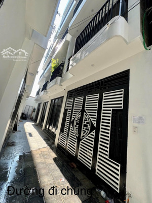 duy nhất 1 căn la tinh - hoài đức - cách đường lớn 10m, gần chợ trường học