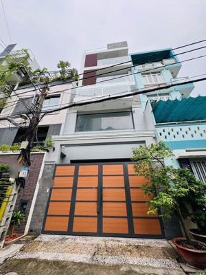 nhà 1/, hẻm oto 6m phan đăng lưu, gần 50m2, 4 tầng, dòng tiền 25tr/th, nhỉnh 8 tỷ