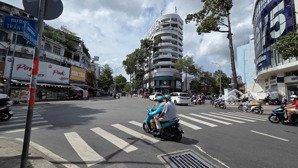 *toà baoz dimsum* [8 x 20] 1 hầm 10 tầng -1200m2 sàn
