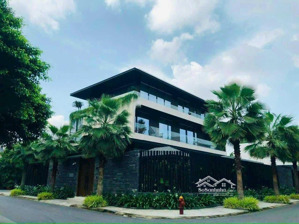 cần bán siêu biệt thự ngay nguyễn ư dĩ,t. điền, quận 2, dtcn 710 m2 dst 1000 m2 giá 200 tỷ