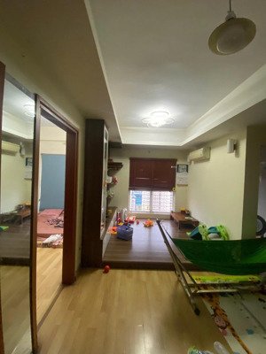 chính chủ bán chung cư 2 ngủ 1 khách tại kđtm dương nội, 3,9 tỷ, 56,5m2