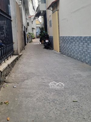 bán nhà cấp 4 50m2, chỉ 2,8 tỷ tại phố trần xuân soạn, tân kiểng, quận 7, hồ chí minh