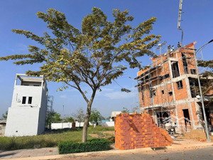 đất nền nguyễn hữu trí bến lức, chỉ 25 triệu/m2, chiết khấu cao, pháp lý sạch, sổ hồng chuẩn