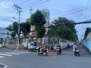 Nhà góc 2 mặt tiền hẻm xe hơi đường số 4 phường Tam Phú Thủ Đức, sổ hồng 3,5 tỷ