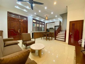 bán nhà hồ bồ đề ngay trường cấp 1 bồ đề ở ngay 40m | mt 6m 9,85 tỷ (thương lượng)