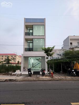Cho Thuê Nhà Kd Mới 100%, 3 Tầng, 300m2, 7pn- Mặt Tiền Đ.Hoàng Quốc Việt, P.An Bình, Q.Ninh Kiều