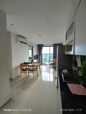 giá thật chính chủ gửi bán căn hộ 2pn 59m2 tại the origami vinhomes grand park, có dòng tiền luôn