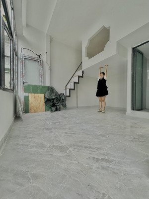 dự án mới 100% độc quyền hifriendz - full nội thất có ban công - cửa sổ lớn - có gác