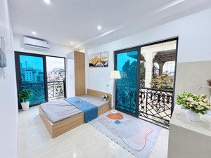 cho thuê gấp studio siêu rẻ view hồ tại phú diễn, free tiền nhà tháng 1, gần chợ tạp hoá
