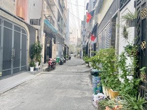 hiếm - bán nhà mới chính chủ 4 tầng, ql13 mở rộng - 54m2 hơn 6 tỷ