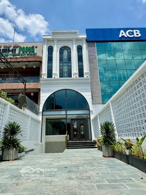 siêu vip nhà mặt tiền trần não p. an khánh quận 2 cũ dt: 6x30m hầm 4 tầng hđt: 180tr giá: 72tỷ