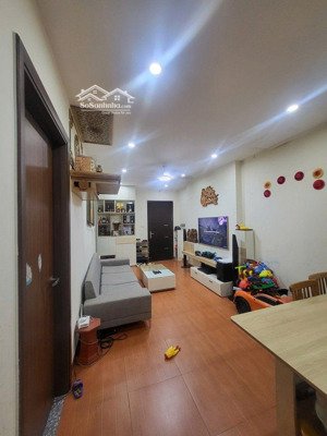 căn 2pn cc hồng hà tower, 89 đ. thịnh liệt-hoàng mai - hà nội, sổ đỏ, đủ nội thất, nhận nhà ở ngay