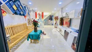 hiếm - bán nhà chính chủ 2 tầng, hàng xóm vạn phúc city 53m2 hơn 4 tỷ