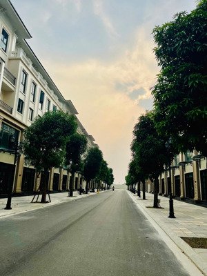 lk áp góc thời đại 10,9 tỷ, 60m2 sát cụm trung cư masteri hoàn thiện 5 tầng