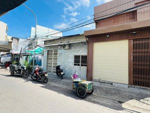 [ nhà 2 tầng, mặt tiền vạn hoà _ ra biển trần phú: 100m ] giá: 5,1 tỷ