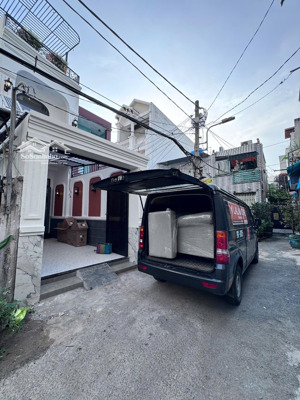 nhà hẻm xe tải - diện tích cực rộng trong tầm giá