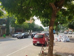 bán nhà vị trí k plô 37 nguyễn thị định nguyễn ngọc vũ trung hòa cầu giấy dt 45 m2 giá 18,2 tỷ