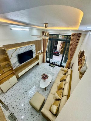 42m2, bán nhà 4 tầng, 6pn, hxh, 237/ phạm văn chiêu, p14 gò vấp, 5 tỷ nhỉnh