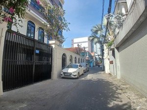 siêu ngon, nhà đẹp vào ở ngay trước tết tết, hxh 6m phan đăng lưu, 4x10m, 5 tầng, chỉ 13,9 tỷ tl