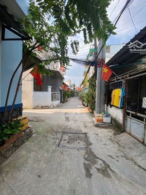 chủ gấp bán nhà 3 lầu sổ hồng riêng nhà bè mới giá chỉ 5.9 tỷ