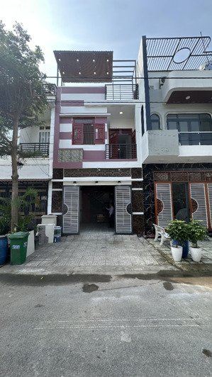 8726 - nhà 1 trệt 1 lầu đường 17m, gần ngã tư bình chuẩn - shr - 3pn - sân ô tô - 3,65 tỷ