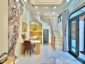 oto đến cửa nơ trang long 4 tầng full nội thất 5 tỷ nhỉnh