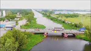 bán nền tiếp giáp kênh thầy cai kdc daresco đức hòa, kề vin tân mỹ, chính chủ.