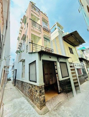 lê hồng phong, p.2, q.5, gần mặt tiền, dt: 3,5 x 12m, 4 tầng, giá 6 tỷ 98.