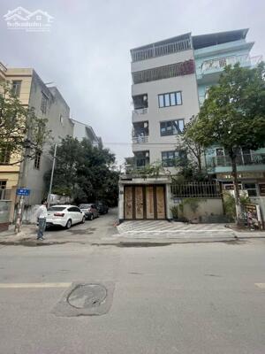 Bán Nhà đẹp Sân vườn Phú Thượng, 85m2 x 3T x MT 7.5, Ngõ thông Oto đỗ cửa, 5 ngủ ở luôn