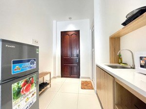 chính chủ cho thuê chdv 1pn ban công mt nguyễn phi khanh tân định q.1 ful nt giá 11tr 