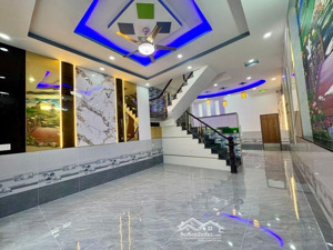 bán nhà riêng tại bà điểm, 6 tỷ, 90 m2, giá ưu đãi