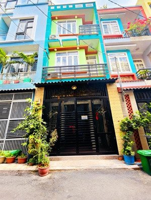 bán nhà trước tết, 4 tầng 55m2 ,hẻm ôtô, gò dầu, tân phú, gần chợ trường học các cấp, sát bên aeon